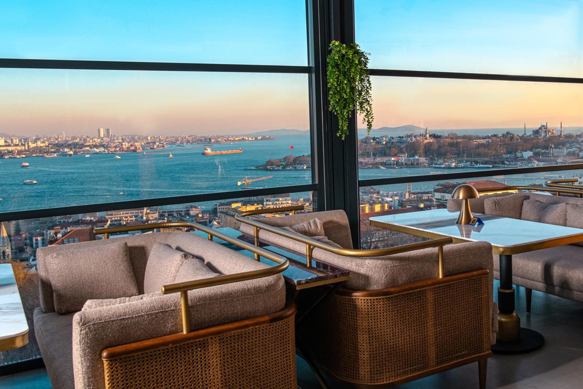 Ring Stone Hotels Bosphorus - Special Class Istanboel Buitenkant foto