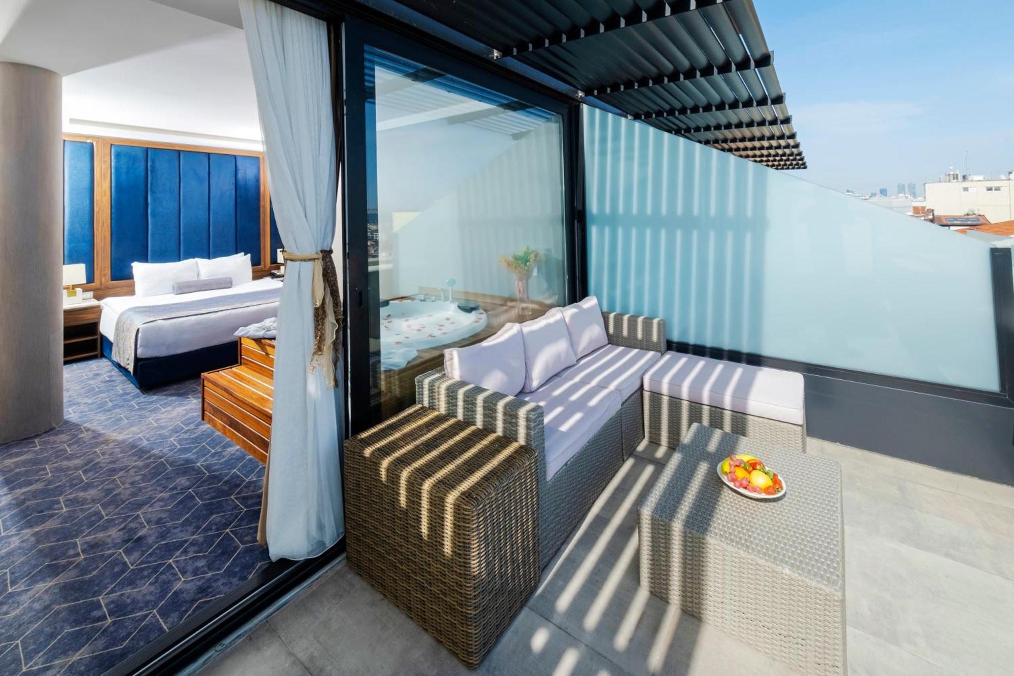 Ring Stone Hotels Bosphorus - Special Class Istanboel Buitenkant foto