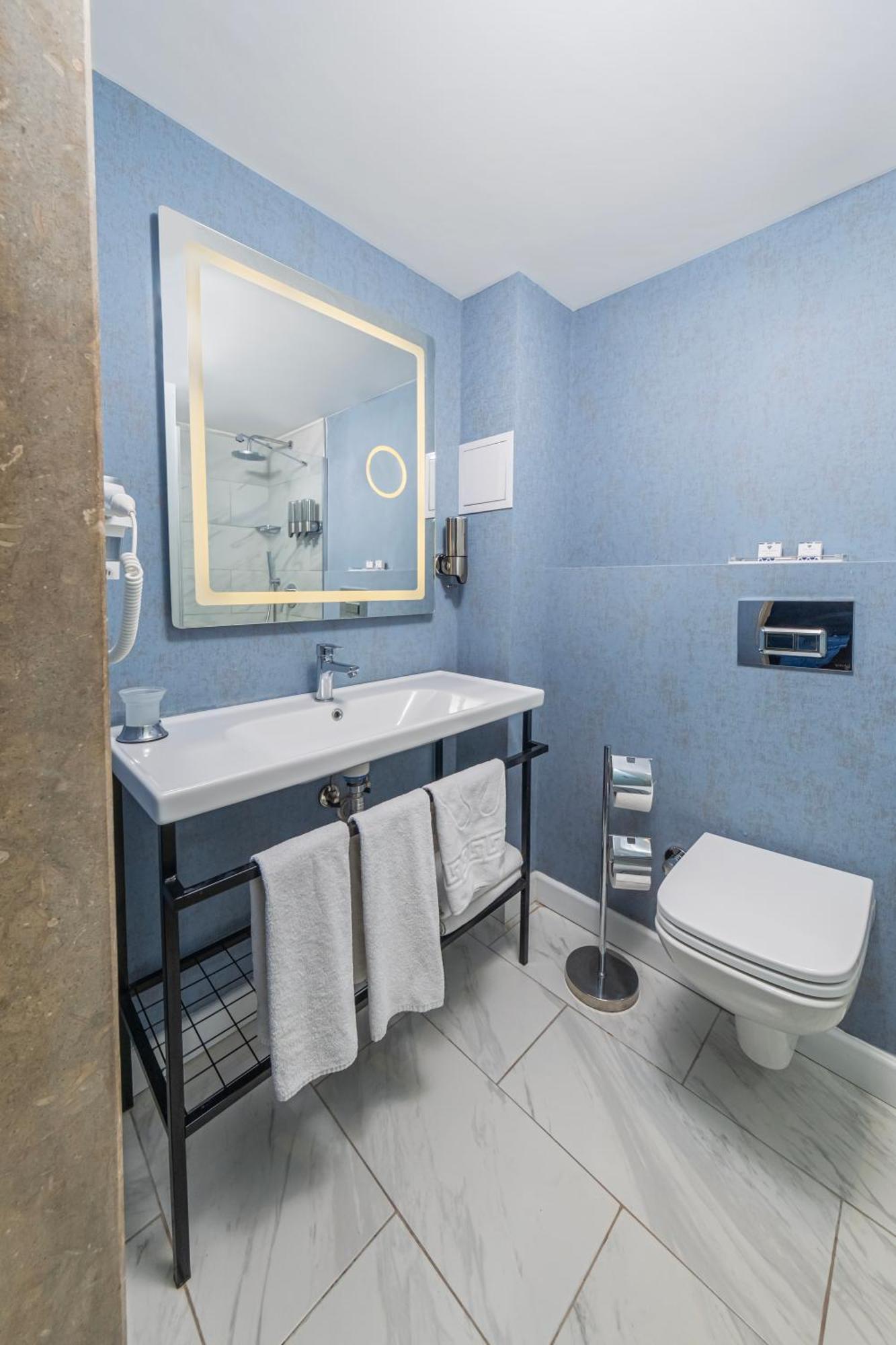 Ring Stone Hotels Bosphorus - Special Class Istanboel Buitenkant foto