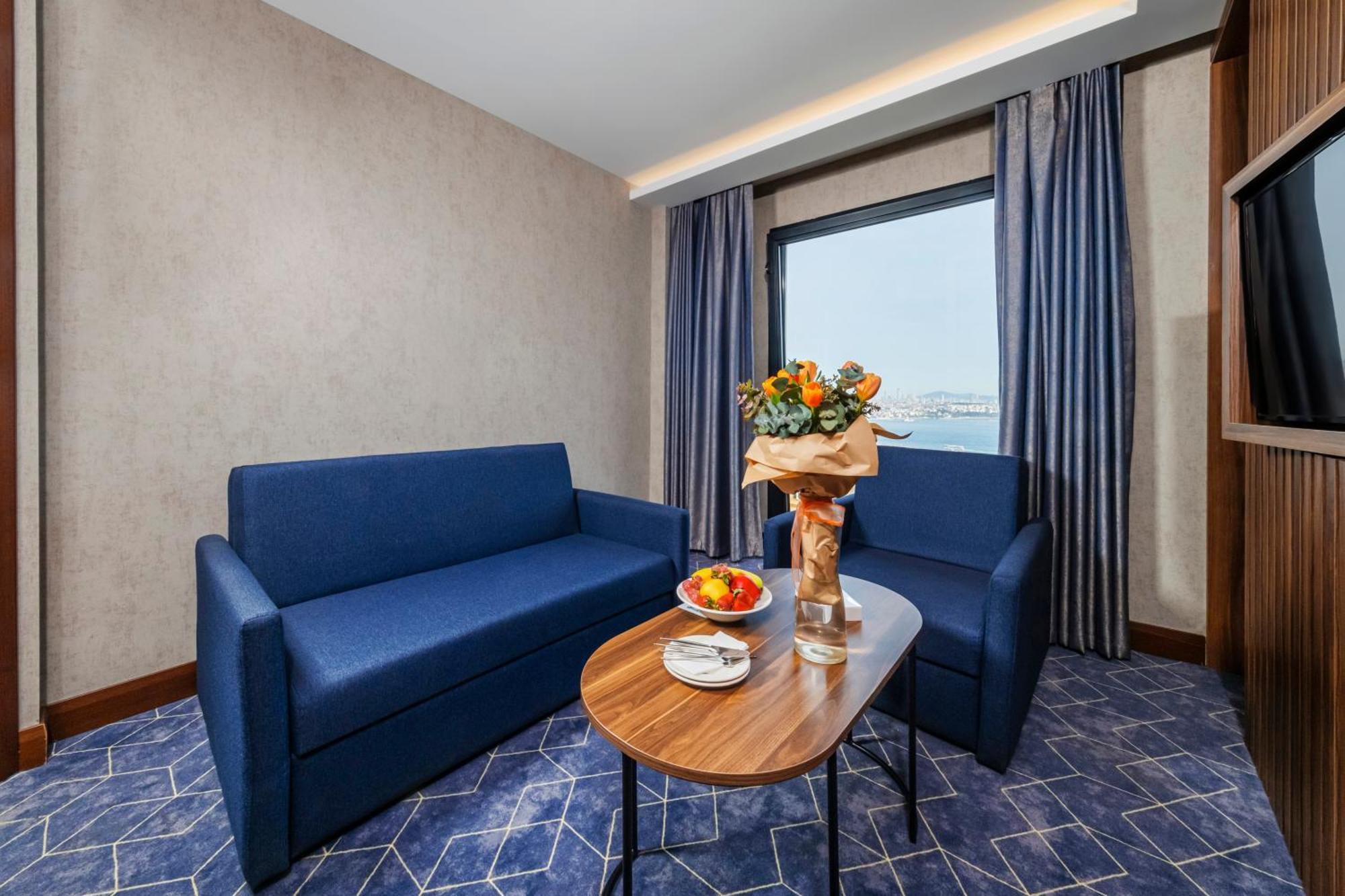 Ring Stone Hotels Bosphorus - Special Class Istanboel Buitenkant foto