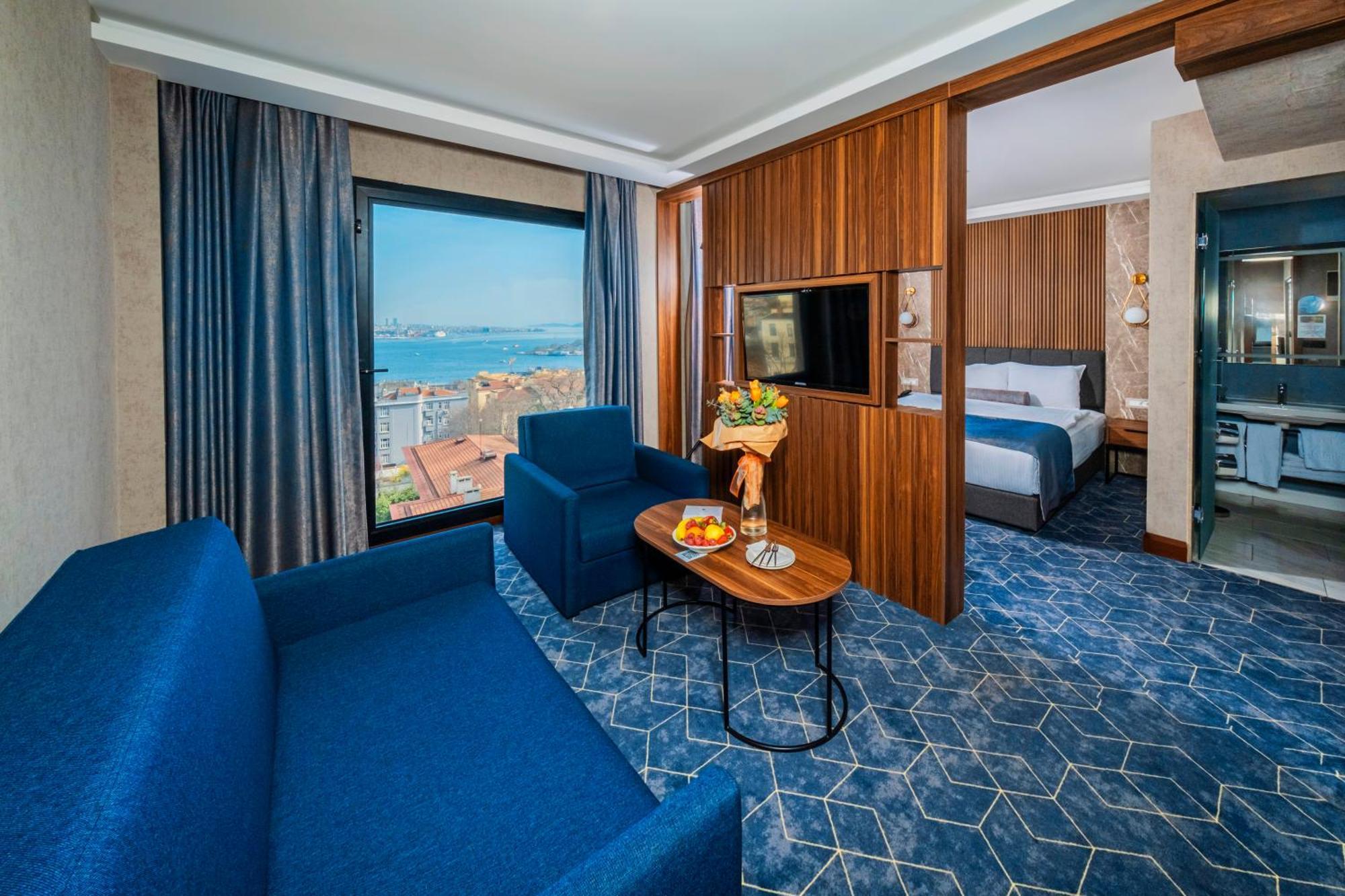 Ring Stone Hotels Bosphorus - Special Class Istanboel Buitenkant foto