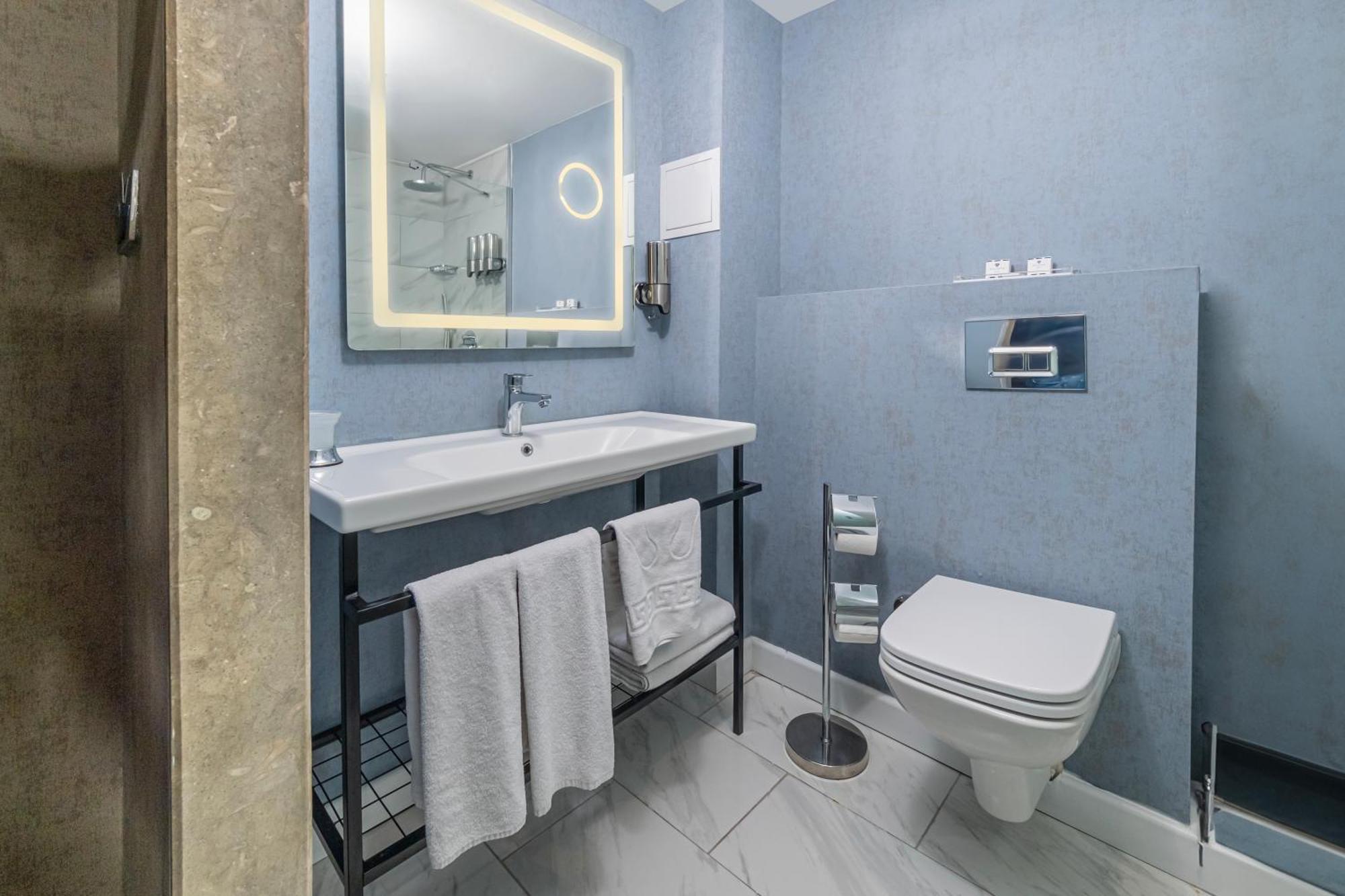 Ring Stone Hotels Bosphorus - Special Class Istanboel Buitenkant foto